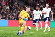 Jordan Pickford đi vào lịch sử ĐT Anh