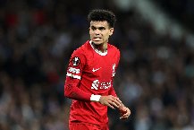 Liverpool thua sốc trong ngày Luis Diaz trở lại đá chính