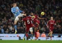 Man City thắng giòn giã, cuộc đua vô địch Ngoại hạng Anh nóng trở lại
