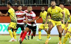 Nhận định dự đoán Madura United vs Barito Putera, lúc 15h00 ngày 10/12/2023
