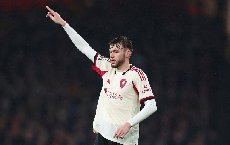 Bradley phải lên bàn mổ, nghỉ hết mùa giải 2025/26