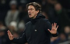 Tottenham sa thải HLV Thomas Frank