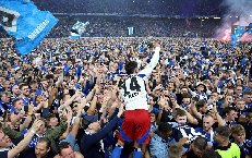 Hamburg trở lại Bundesliga sau 7 năm chờ đợi