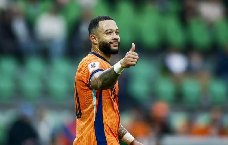 Depay đi vào lịch sử bóng đá Hà Lan
