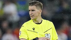 'Vua thẻ' bắt chính trận chung kết EURO giữa Tây Ban Nha và Anh