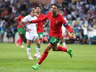 Soi kèo phạt góc Bồ Đào Nha vs CH Ireland, 1h45 ngày 12/10