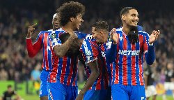 Soi kèo phạt góc Shelbourne vs Crystal Palace, 3h ngày 12/12