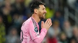 Messi lỗi hẹn cột mốc 900 bàn thắng trong sự nghiệp