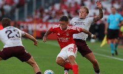 Soi kèo phạt góc Hearts vs Benfica, 1h45 ngày 14/8