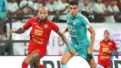 Kết quả bóng đá hôm nay tối 12/9: PSBS Biak đại thắng Persija Jakarta