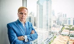 Doanh nhân Phần Lan muốn mua lại MU là ai, giàu cỡ nào?