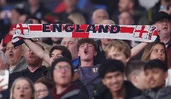 Giá vé World Cup 2026 leo thang không tưởng