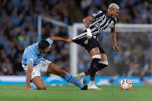 Kèo thẻ phạt ngon ăn Newcastle vs Man City, 0h30 ngày 14/01