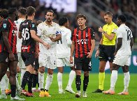 Soi kèo phạt góc Pisa SC vs AC Milan, 2h45 ngày 14/02