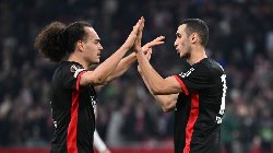 Soi kèo phạt góc Eintracht Frankfurt vs Ajax, 0h45 ngày 14/03