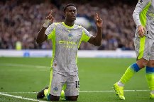 Hậu vệ Man City từ chối nhận giải Cầu thủ xuất sắc nhất trận