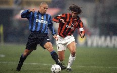 Đội hình vĩ đại nhất lịch sử Serie A: Ronaldo, Pirlo, Zidane không có tuổi