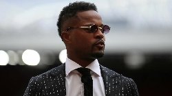Patrice Evra lĩnh án tù treo 12 tháng vì bỏ rơi vợ con
