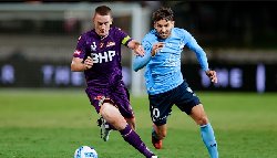 Soi kèo phạt góc Perth Glory vs Sydney, 17h45 ngày 13/12