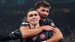 Kết quả bóng đá hôm nay 14/2: Man City đặt một chân vào tứ kết