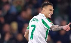 Antony liên tục tỏa sáng sau khi rời MU