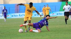 Nhận định, Soi kèo Semen Padang vs Persita Tangerang, 15h30 ngày 14/2