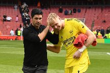 Bố Ramsdale chỉ trích Mikel Arteta vì ‘âm thầm’ trao suất bắt chính cho Raya