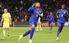 Mbappe chạm mốc 400 bàn thắng