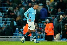 Akanji lên bàn mổ, nghỉ tối thiểu 2 tháng