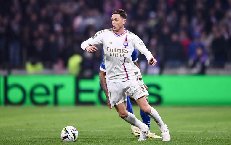 Lyon xuống tay, cựu sao MU rơi vào cảnh thất nghiệp