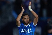 Hậu vệ ĐT Brazil đòi hủy hợp đồng vì không được Al Hilal đăng ký thi đấu
