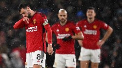 Đội hình sứt mẻ, ai sẽ là đội trưởng của MU đối đầu Liverpool? 