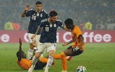 Soi kèo thẻ phạt Argentina vs Algeria, 8h00 ngày 17/6