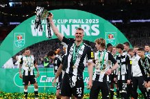 Đánh bại Liverpool, Newcastle vô địch cúp Liên đoàn Anh