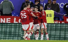 MU thắng tưng bừng ngay trên sân của Leicester