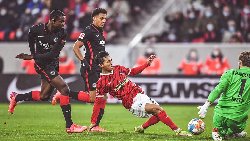 Soi kèo phạt góc Freiburg vs Frankfurt, 20h30 ngày 17/05