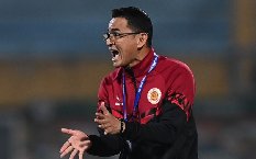 CAHN thắng Hồ Chí Minh, HLV Kiatisuk được tán dương