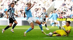Kết quả bốc thăm bán kết Cúp Liên đoàn Anh: Newcastle đối đầu Man City