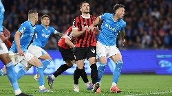 Soi kèo phạt góc Napoli vs AC Milan, 2h ngày 19/12