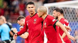 Ronaldo và Pepe đi vào lịch sử EURO trong cùng 1 ngày