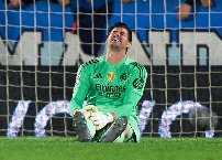 Real Madrid tổn thất lớn khi Courtois phải nghỉ thi đấu 6 tuần