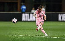 Messi đạt thành tích chưa từng có trong lịch sử bóng đá