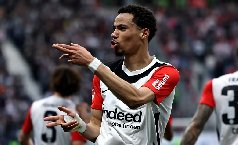 Eintracht Frankfurt gật đầu, Ekitike trên đường gia nhập Liverpool
