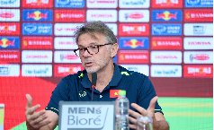 HLV Troussier: ‘Iraq nằm trong Top 5 châu Á, Việt Nam không có gì để mất’