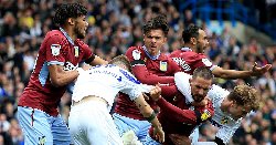 Soi kèo phạt góc Aston Villa vs Leeds, 22h ngày 21/02