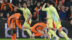 Merino tỏa sáng, Tây Ban Nha thoát thua trước Hà Lan