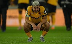 Xác định đội đầu tiên xuống hạng tại Ngoại hạng Anh