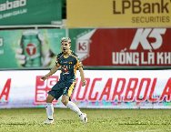 Kết quả bóng đá hôm nay tối 21/5: HAGL ngược dòng hạ Hà Tĩnh 