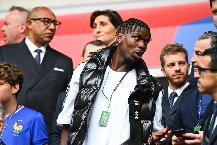 HLV Amorim bất ngờ nhận lời khuyên đặc biệt về trường hợp Pogba