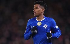 Vì sao Estevao bị loại khỏi đội hình Chelsea gặp Burnley?